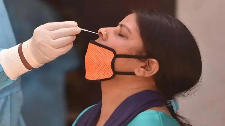 32 UK returnees test positive in Kerala; Over 5000 new COVID cases