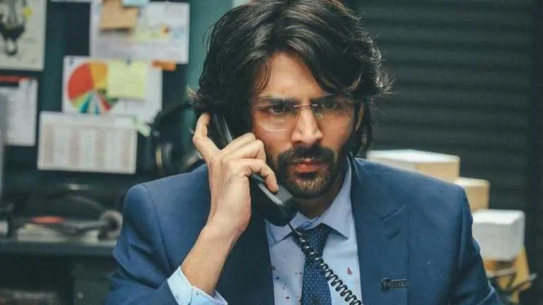 Kartik Aaryan extends gratitude to fans for loving 'Dhamaka' as it trends at No. 1 Dhamaka