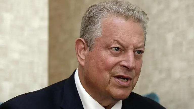 Gore calls on leaders for action on fossil fuels