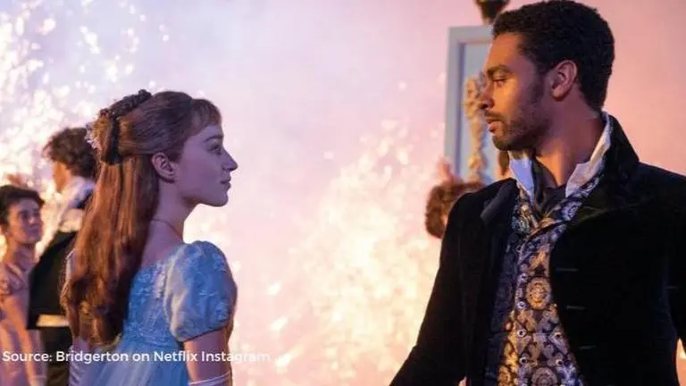 Are Phoebe Dynevor and Rege-Jean Page dating? 'Bridgerton' star clears the air Phoebe Dynevor