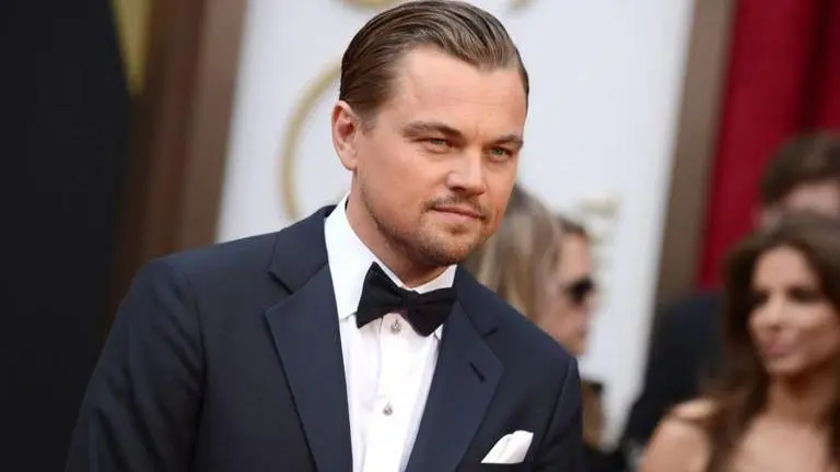 Leonardo DiCaprio signs overall film, TV deal with Apple Leonardo DiCaprio signs overall film, TV deal with Apple