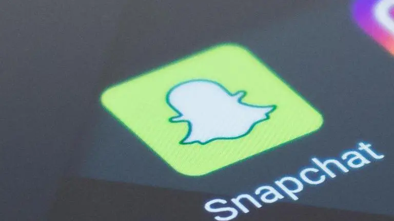 Why did my Bitmoji disappear? Find out if Snapchat deleted Bitmoji why did my bitmoji disappear