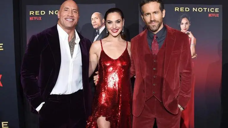 red notice, dwayne johnson