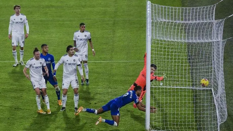 Calvert-Lewin helps Everton beat Leeds 2-1 in Premier League