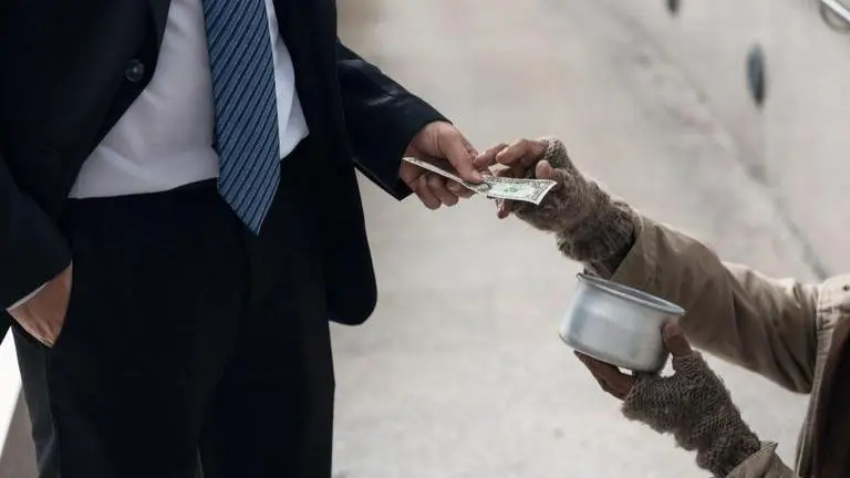 Richest beggars in India: How much they earn & how deep are their pockets? richest beggars