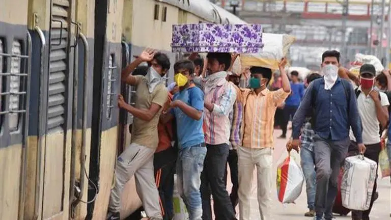 Trespassing & untoward incidents around railway tracks claimed 30,000 lives in 3 years Railways