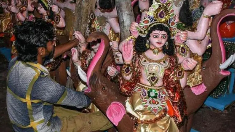 Vishwakarma Puja 2022: Wishes, images, greetings, WhatsApp messages, significance and more Vishwakarma Puja 2022