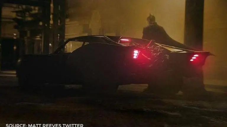 Robert Pattinson's 'The Batman' will not be filmed on location anymore, says report robert pattinson