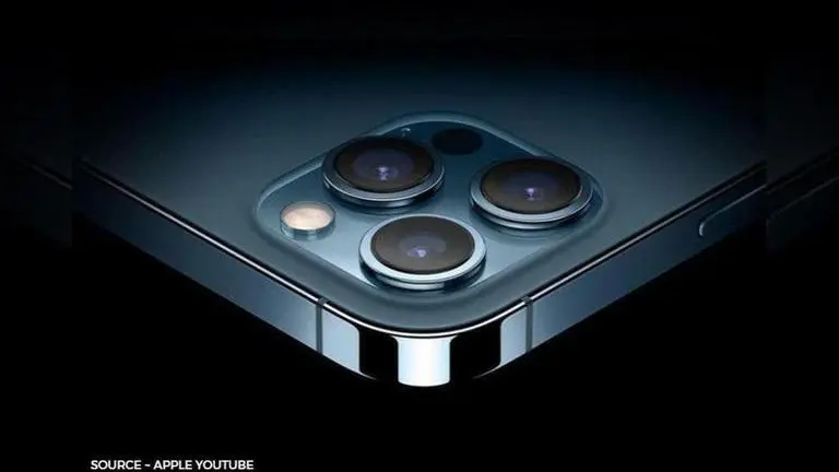 is the iphone 12 pro max waterproof