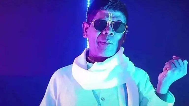 'Kacha Badam’ singer's route to stardom: Peanut seller turns songster kacha badam