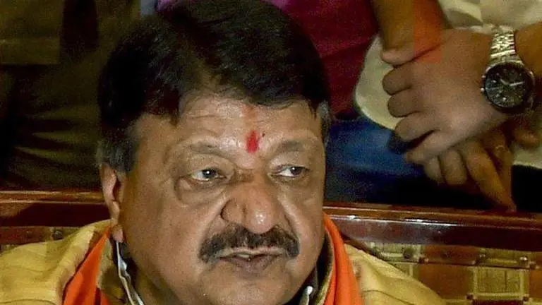 BJP National General Secretary Vijayvargiya's car damaged during BJYM rally; BJP blames TMC