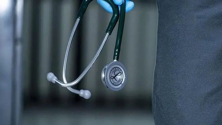 South Korean doctors go on strike amid COVID-19 despite orders to return to work South Korean doctors go on strike