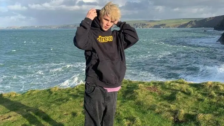 Cruz Beckham posts about selling his used-damaged hoodie for $150,000, deletes it later cruz beckham