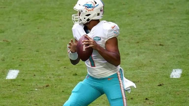 Tagovailoa, Dolphins rally for 34-31 win over Cardinals