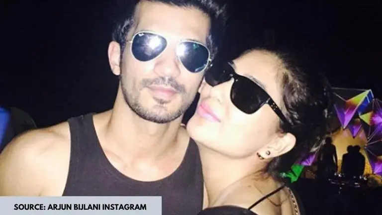 Arjun Bijlani, Neha Swamy celebrate 7th anniversary; Mouni Roy and Hina Khan extend wishes Arjun Bijlani