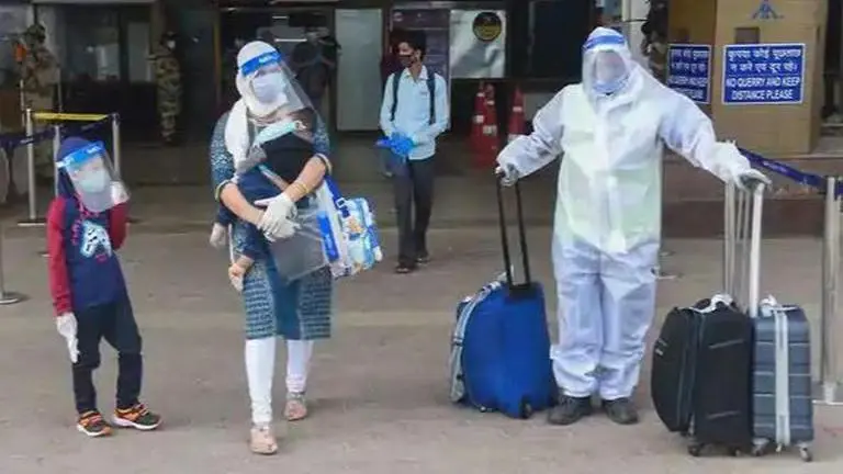 Face shields worn alone are not effective against COVID-19, says study