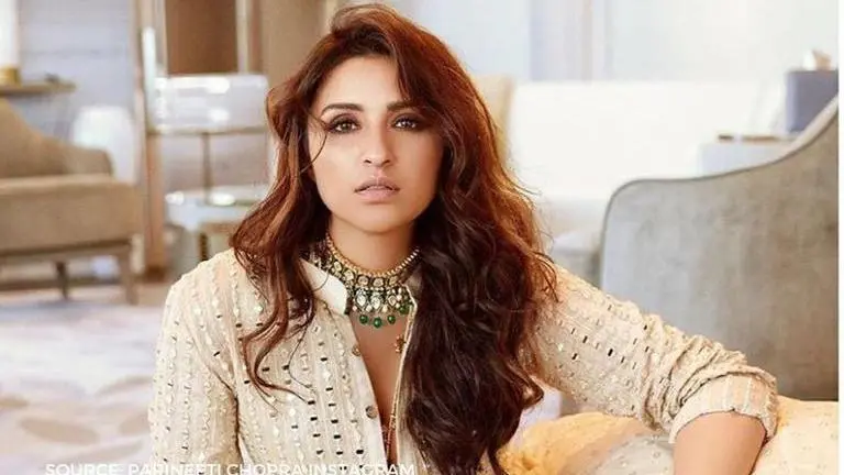 In OTT vs theatre debate started by Gulabo Sitabo release, Parineeti opts conventional way gulabo sitabo release