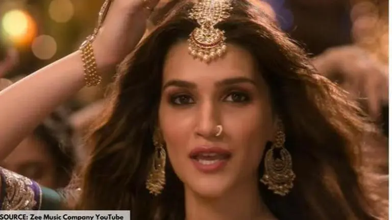 Kriti Sanon shows off her mesmerising dancing skills in these Bollywood songs kriti sanon