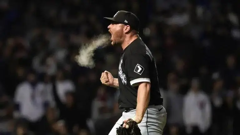 Chicago White Sox closer Hendriks starts final round of chemotherapy in the battle against non-Hodgkin lymphoma Liam Hendriks
