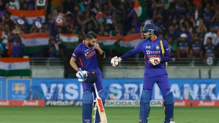 India vs Pakistan: What records did Virat Kohli break during Asia Cup 2022 Super 4 clash? Virat Kohli, Asia Cup 2022, Asia Cup 2022 Super 4, India vs Pakistan, India vs Pakistan Asia Cup 2022, virat kohli records, virat kohli t20i records