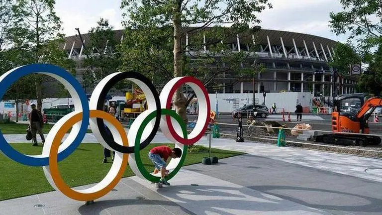 Surveys suggest 80% of Japanese against Olympics