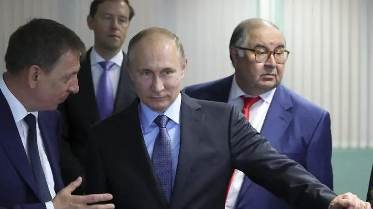 Who are Russian oligarchs? Putin's 'powerful friends' suffering international sanctions Russian oligarhs