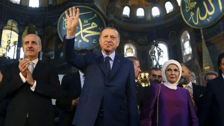 Erdogan arrives at Hagia Sophia for prayers