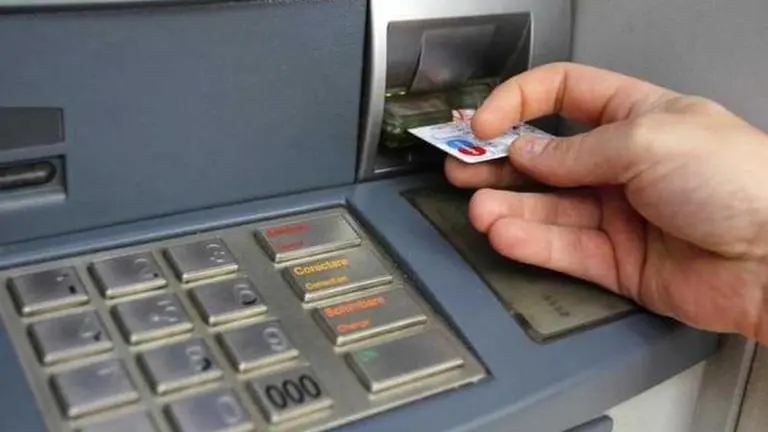 Maha: Unsuccessful attempt to break open bank ATM in Dombivali