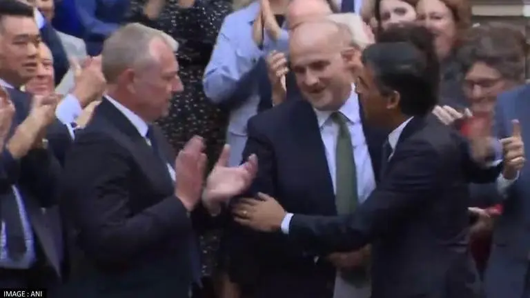 Moment Rishi Sunak arrived at 10 Downing Street in London as UK PM-designate; watch Rishi Sunak