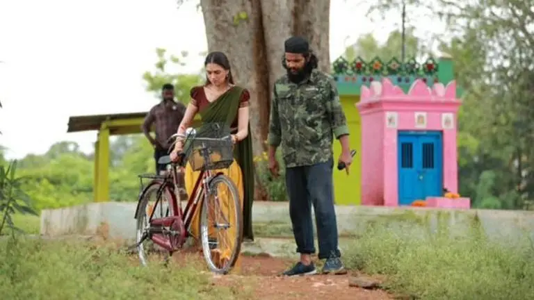 'Sufiyum Sujathayum' director Naranipuzha passes away; Aditi Rao, Jayasurya mourn the loss sufiyum sujathayum