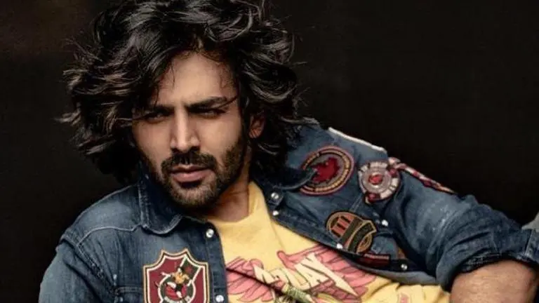 'Bhool Bhulaiyaa 2' shoot resumes; Kartik Aaryan flies to Manali Bhool Bhulaiyaa 2