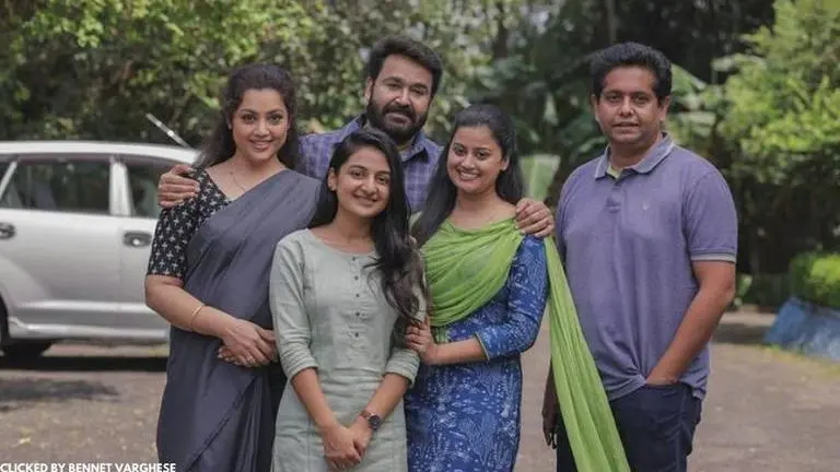Mohanlal, Meena and team wrap up shoot of 'Drishyam 2', director expresses gratitude Mohanlal