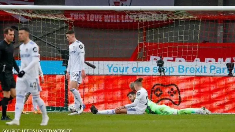 Crawley Town's 2nd-half comeback sees Leeds United exit FA Cup, fans mock Marcelo Bielsa crawley town