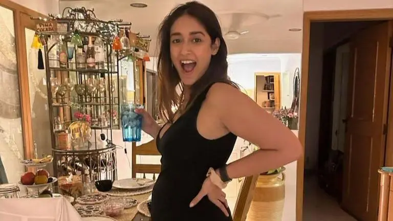 Ileana D'Cruz is busy enjoying her pregnancy journey: Sun's out, bump's out Ileana D'Cruz