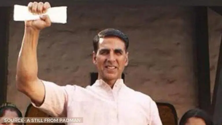 Remember when Akshay Kumar actually wore a sanitary pad for 'Pad Man' film shoot? akshay kumar's pad man
