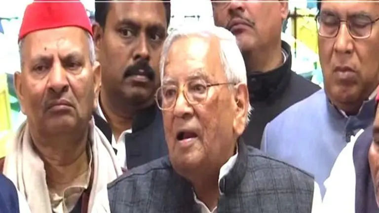 SP slams UP government for former CM Akhilesh's security breach, BJP denies allegations SP