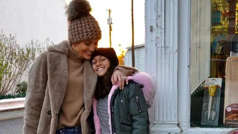 Jennifer Lopez shares a heartwarming message she received from her daughter Emme Jennifer Lopez