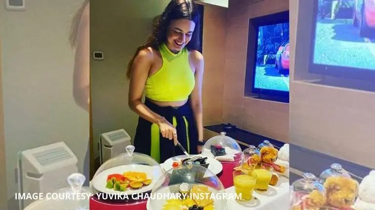 Yuvika Chaudhary's lockdown birthday celebration with husband is super romantic, see pic Yuvika Chaudhary