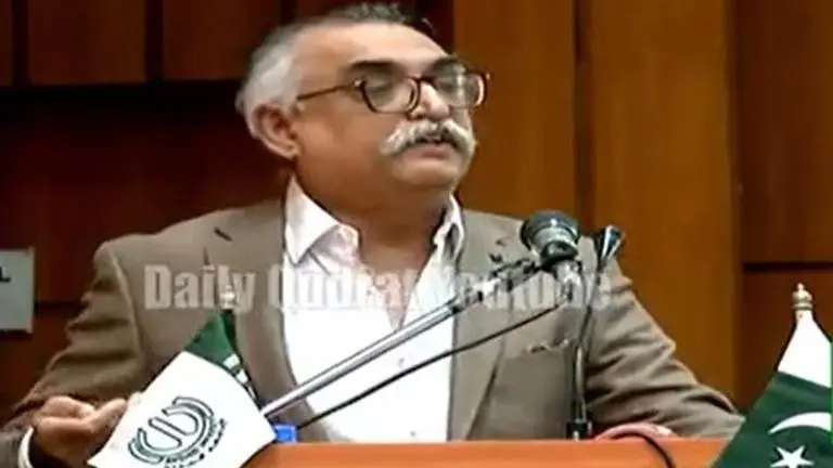 'Pakistan is bankrupt, better to recognise reality', admits nation's ex-Revenue board head Pakistan