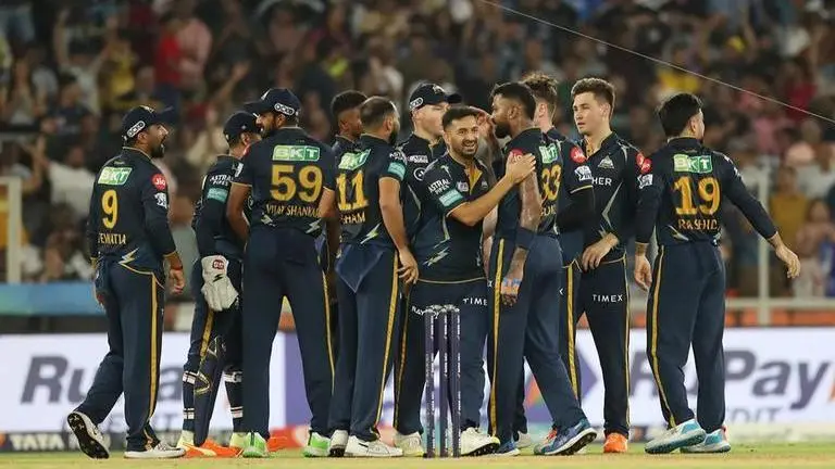 Gujarat Titans thrash Mumbai Indians by 62 runs to storm into second successive IPL final