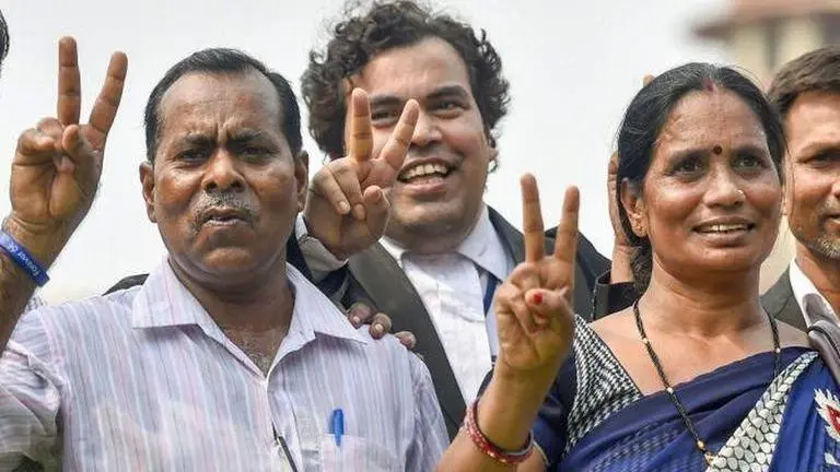 'What happened today was correct': Nirbhaya's parents happy with convict's plea dismissal Nirbhaya