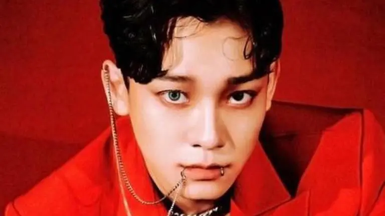 EXO's Chen just became 4th EXO member to enlist in military service EXO's Chen