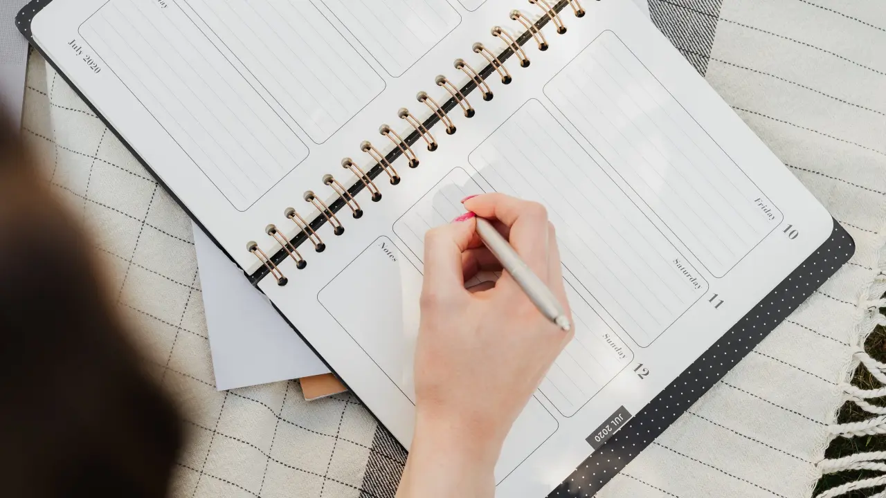 XAT 2024 official question paper out, check expected cut-off percentile for top B-schools here XAT 2024 question paper out