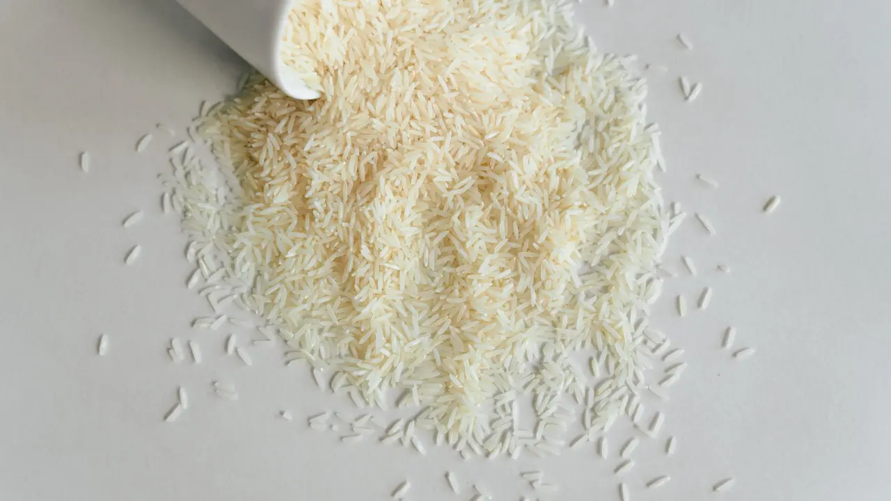 Govt launches Phase-II of subsidised wheat flour, rice sale under Bharat brand Government mulls upon selling FCI rice under Bharat brand