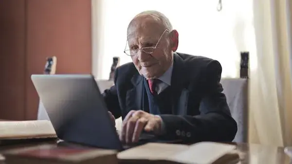 Experts advocate senior-centric digital banking amid fraud surge Fraud surge among elderly ignites demand for safer digital banking