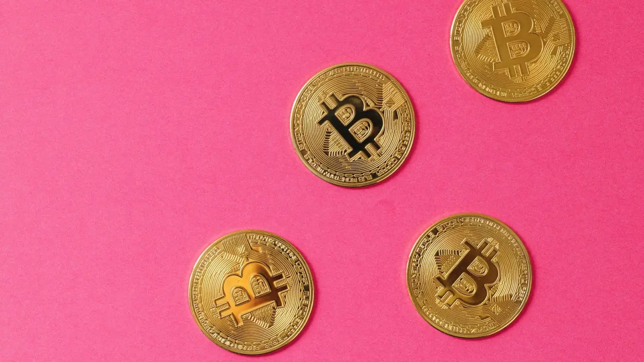Bitcoin slips to $41,000 level due to heavy ETF outflows Bitcoin's price evolution according to CoinMarketCap