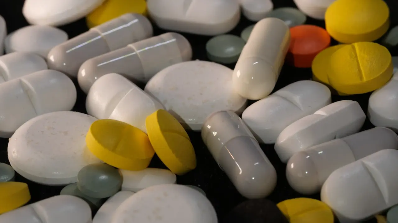 कर्नाटक में दवाओं की कमी को दूर करने के लिए कई कदम उठाये गए हैं: दिनेश गुंडू राव multivitamins, medicines