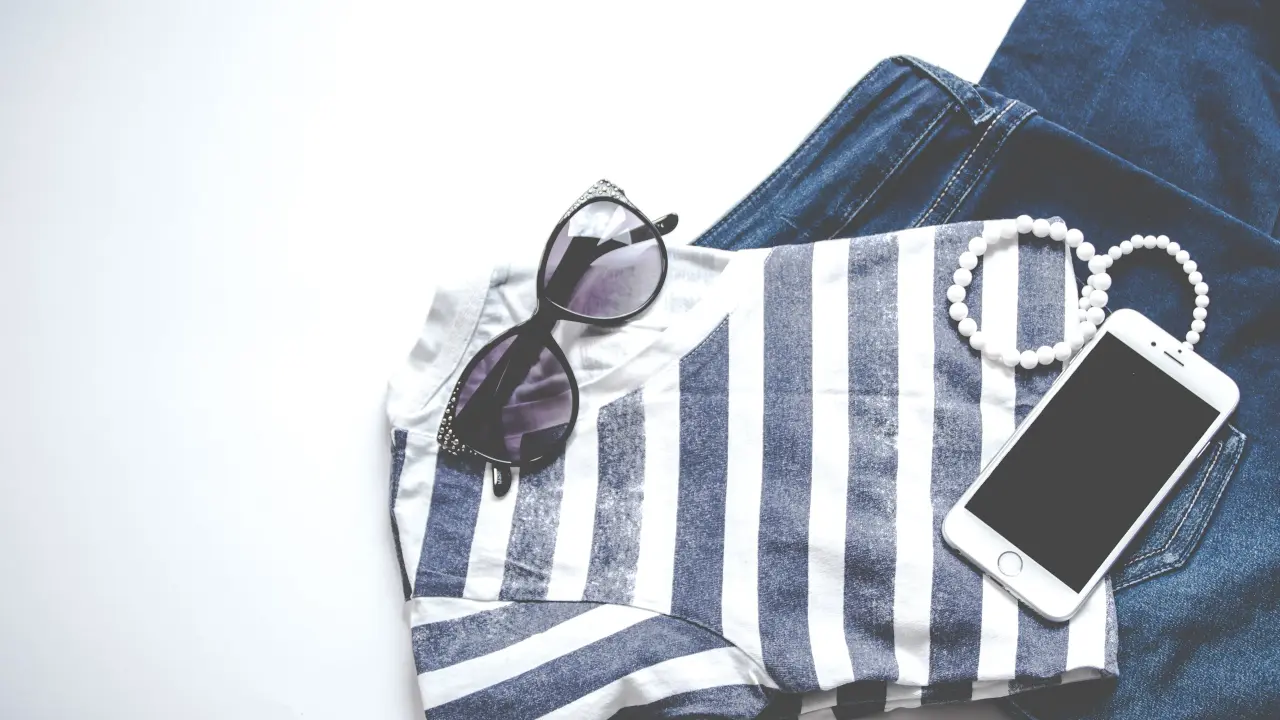 Fashion e-commerce in 2024: Where’s the buzz? Fashion