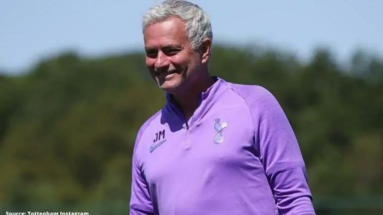 Jose Mourinho asks Premier League players to stop being 'selfish' and think about fans jose mourinho