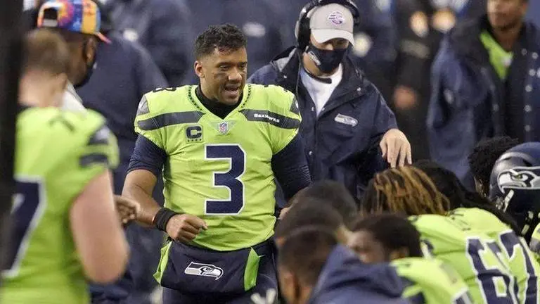 Wilson says Seattle could give Antonio Brown chance to grow